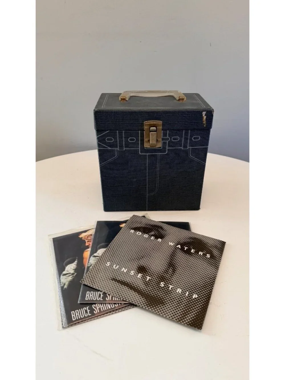Vintage Lebo Blue 45 RPM Vinyl Record Storage Box With Metal Latch & Handle
